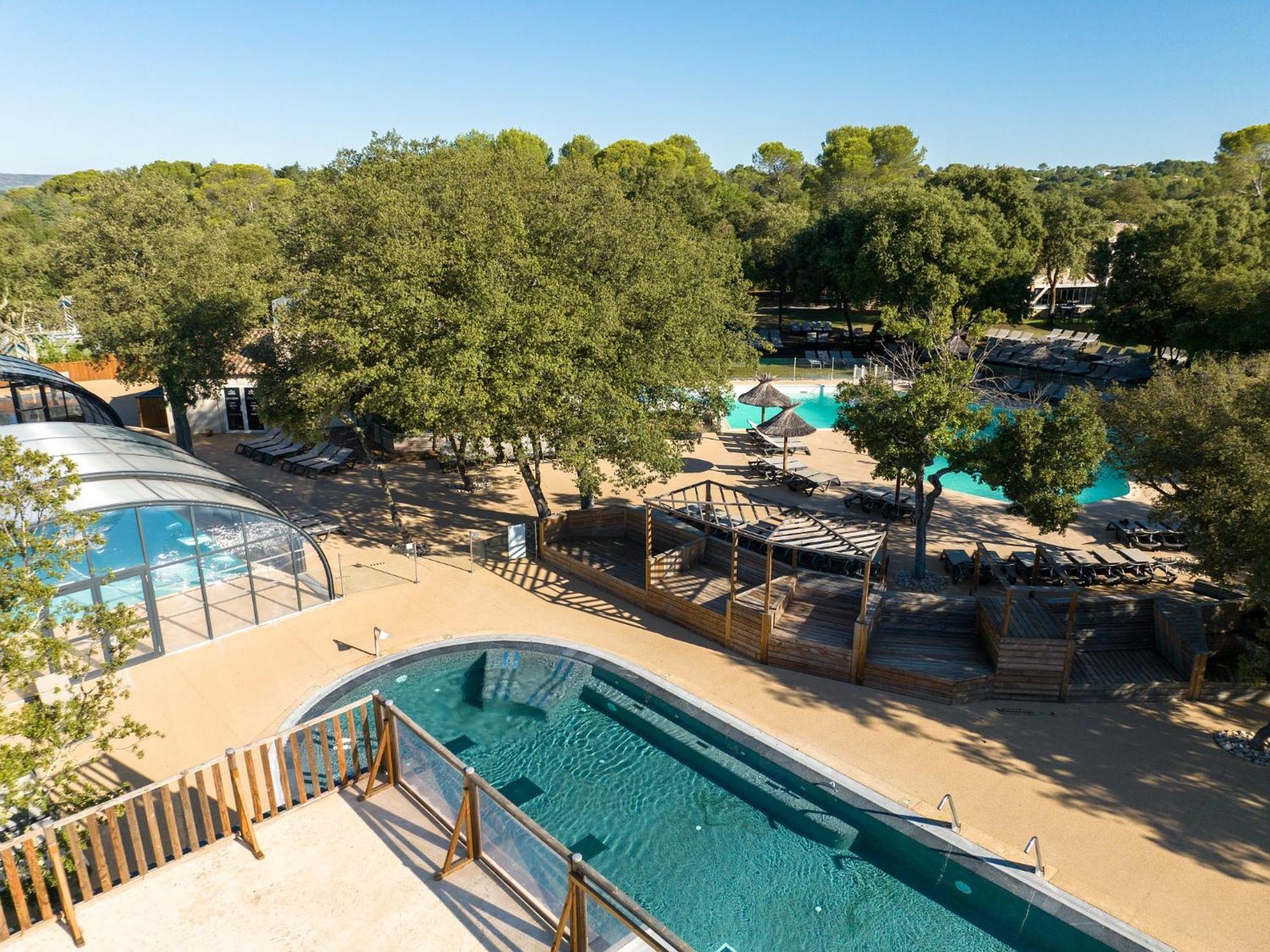 Camping Les Pres Du Roi Sommières Exteriör bild