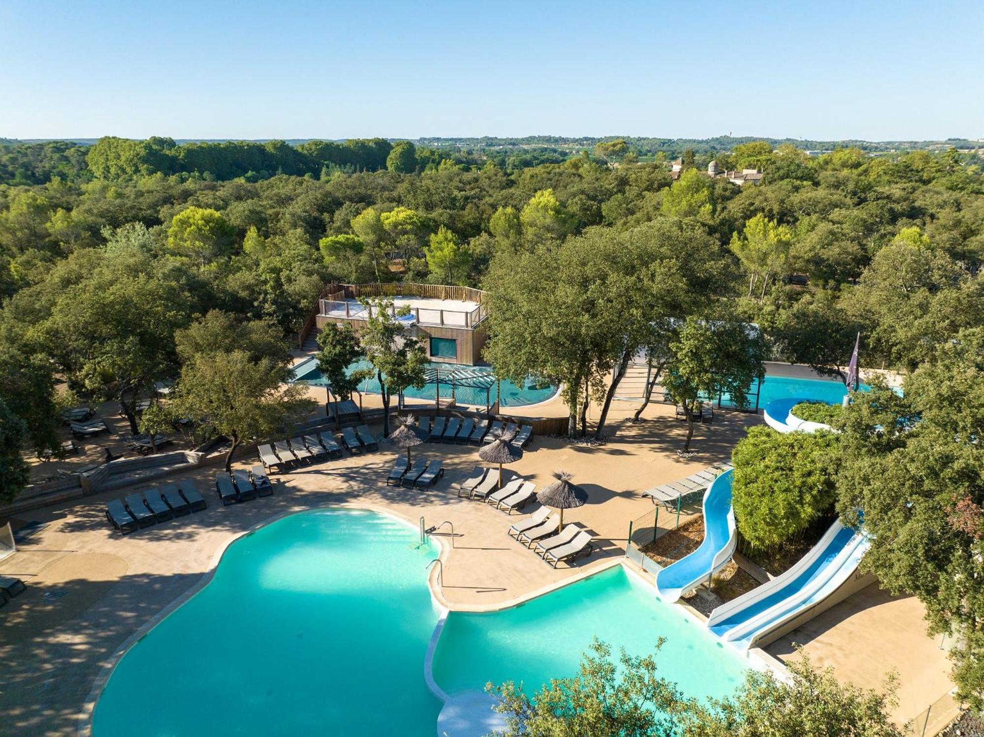 Camping Les Pres Du Roi Sommières Exteriör bild