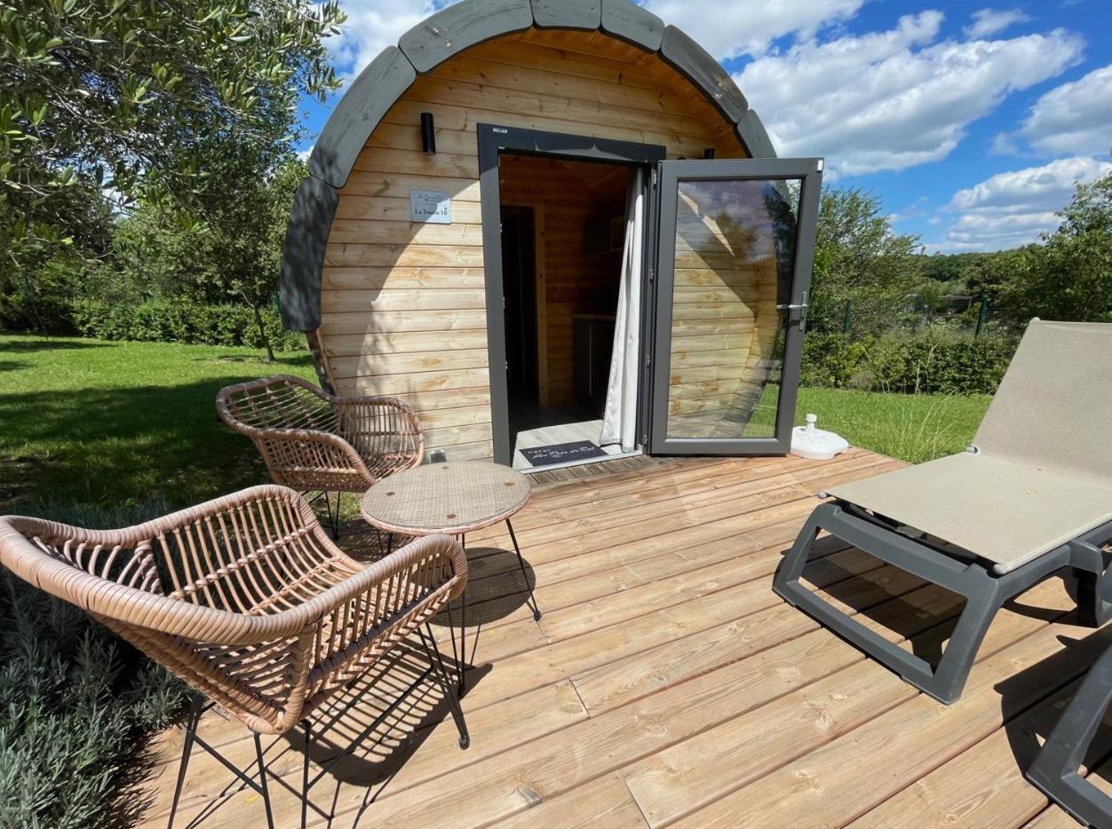 Camping Les Pres Du Roi Sommières Exteriör bild